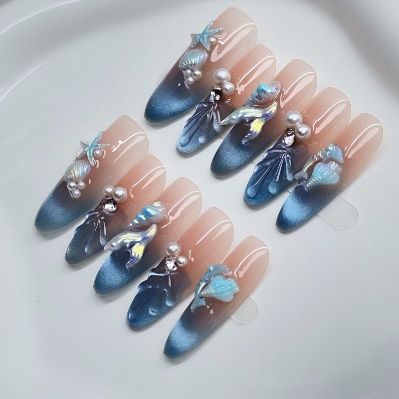 Fish-Tail Cat-Eye Press-on Nails