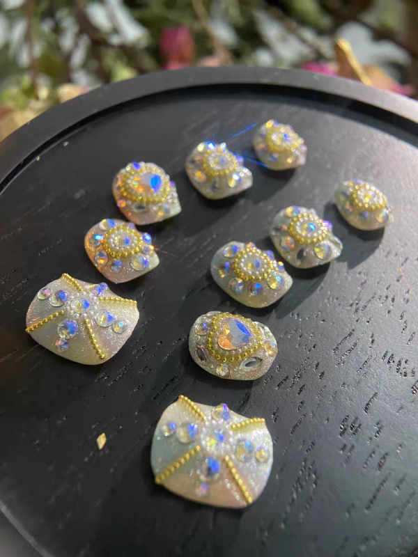 Gorgeous Colorful Rhinestone Press-on Nails