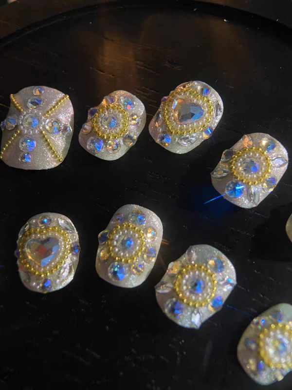Gorgeous Colorful Rhinestone Press-on Nails
