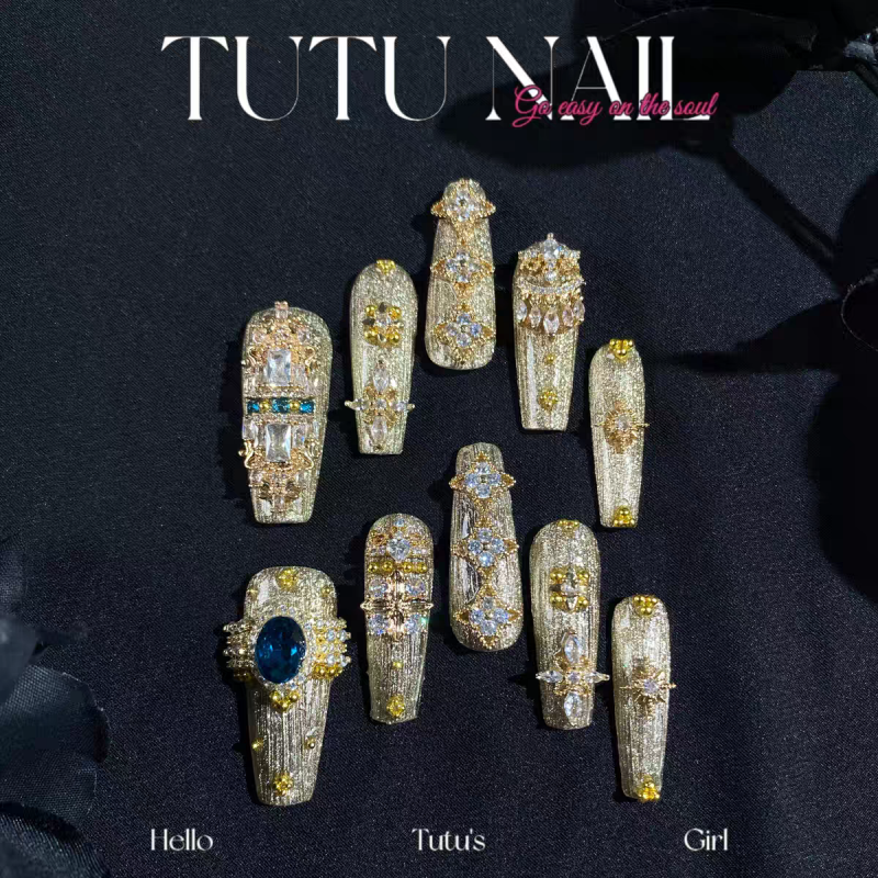 Luxury Gold Press-on Nails