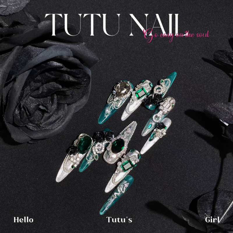 Cat's Eye Green-Silver Snake Press-On Nails