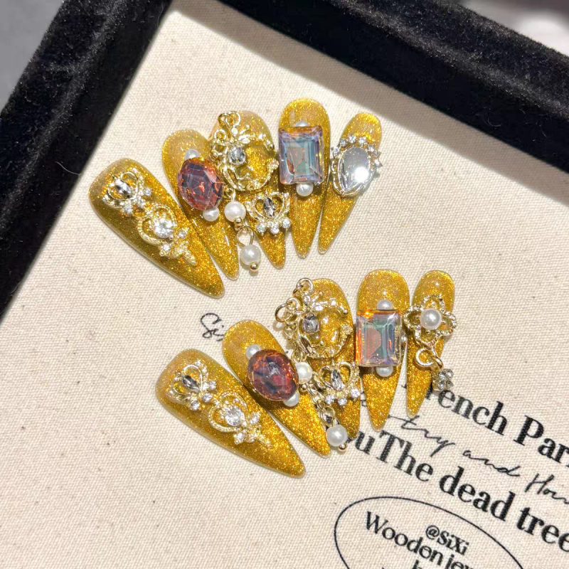 Golden Luxury Press-On Nails