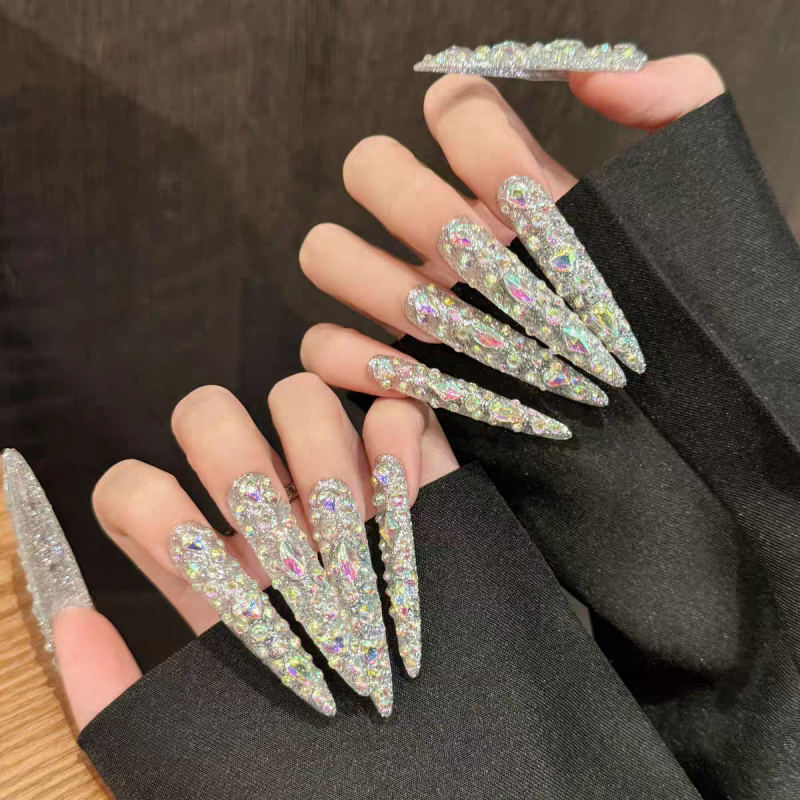 Dazzling Full Rhinestone Press-On Nails