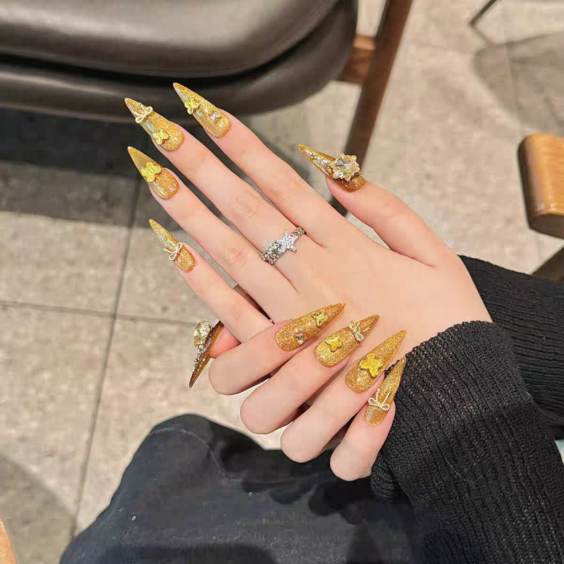 Lucky Fortune Gold Press-On Nails