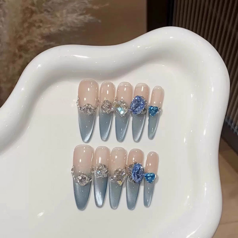 Gradient Cat Eye Press-on Nails