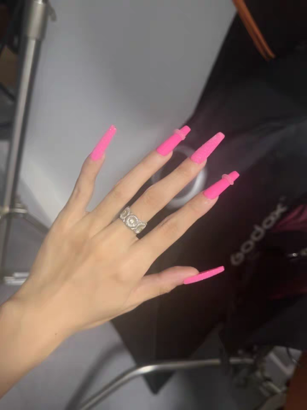 Barbie Pink Press-On Nails