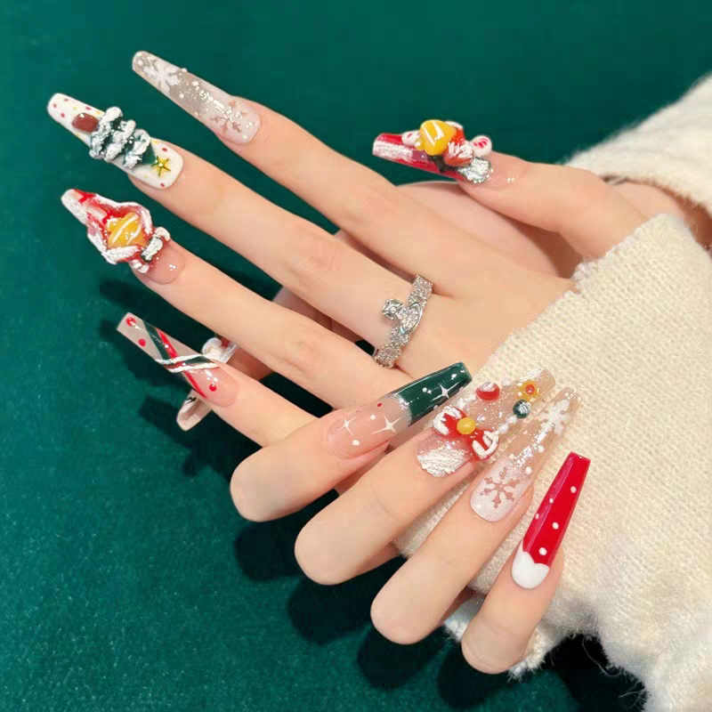 Christmas Magic Press On Nails