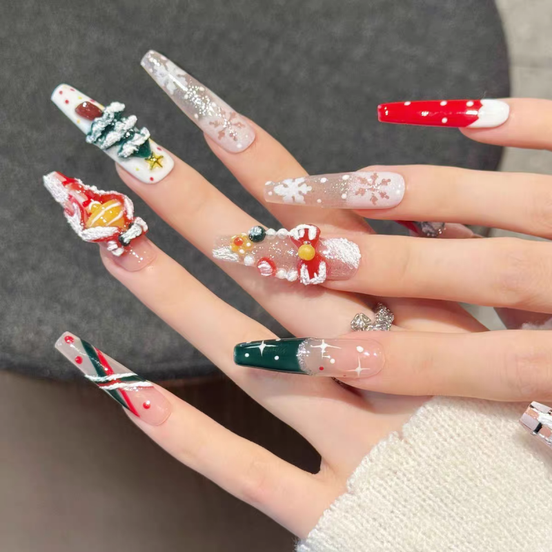 Christmas Magic Press On Nails