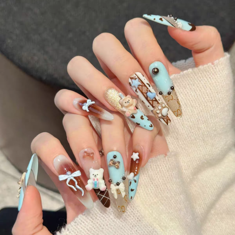3D Cartoon Bear Press On Nails