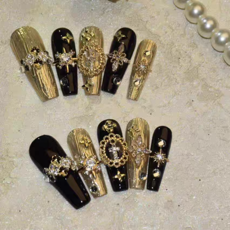 High-End Luxury Gold Press On Nails