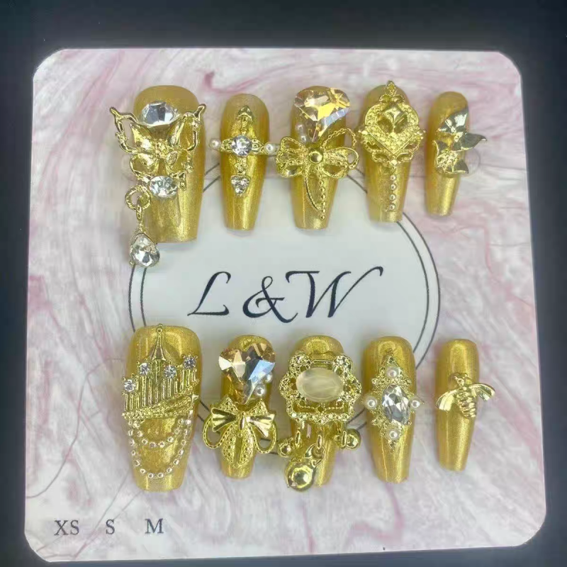 Gold Light Luxury Press On Nails