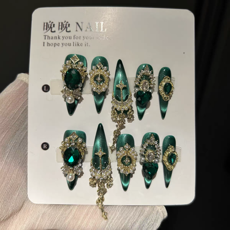 Emerald Heavy Craft Press On Nails